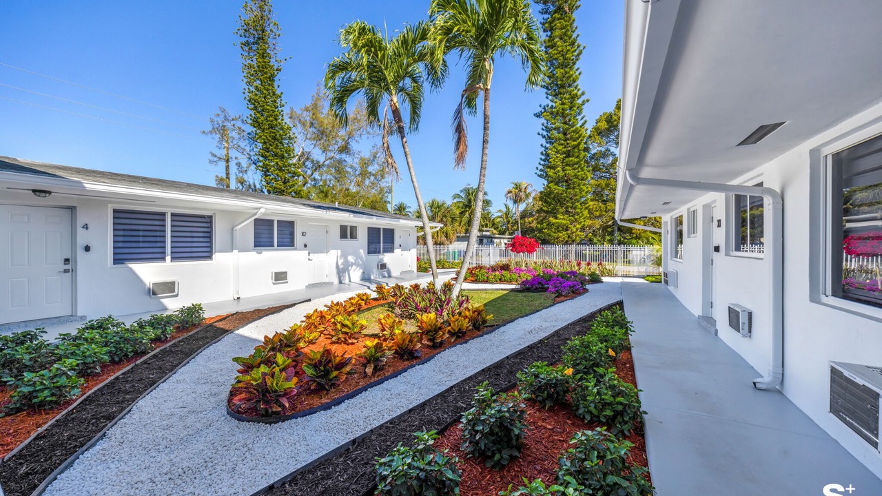Photo of Outdoor in North Miami