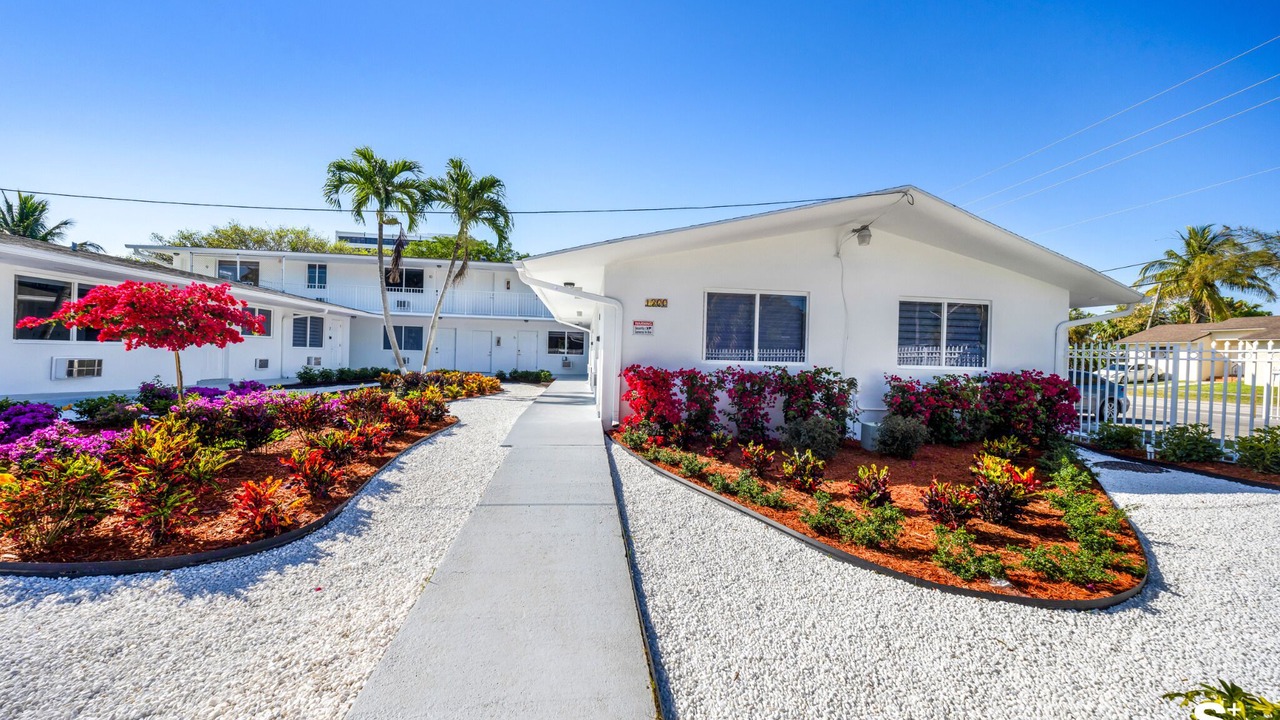 Photo of Outdoor in North Miami