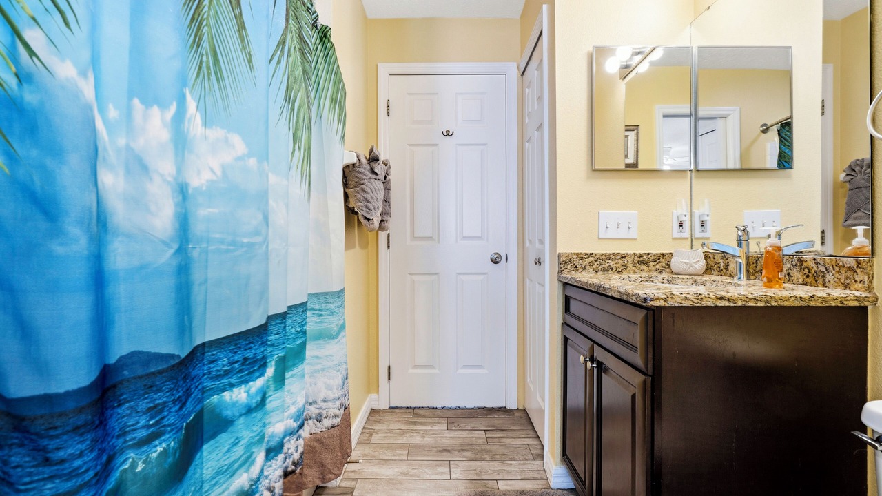 Photo of Bathroom in Lake Berkley