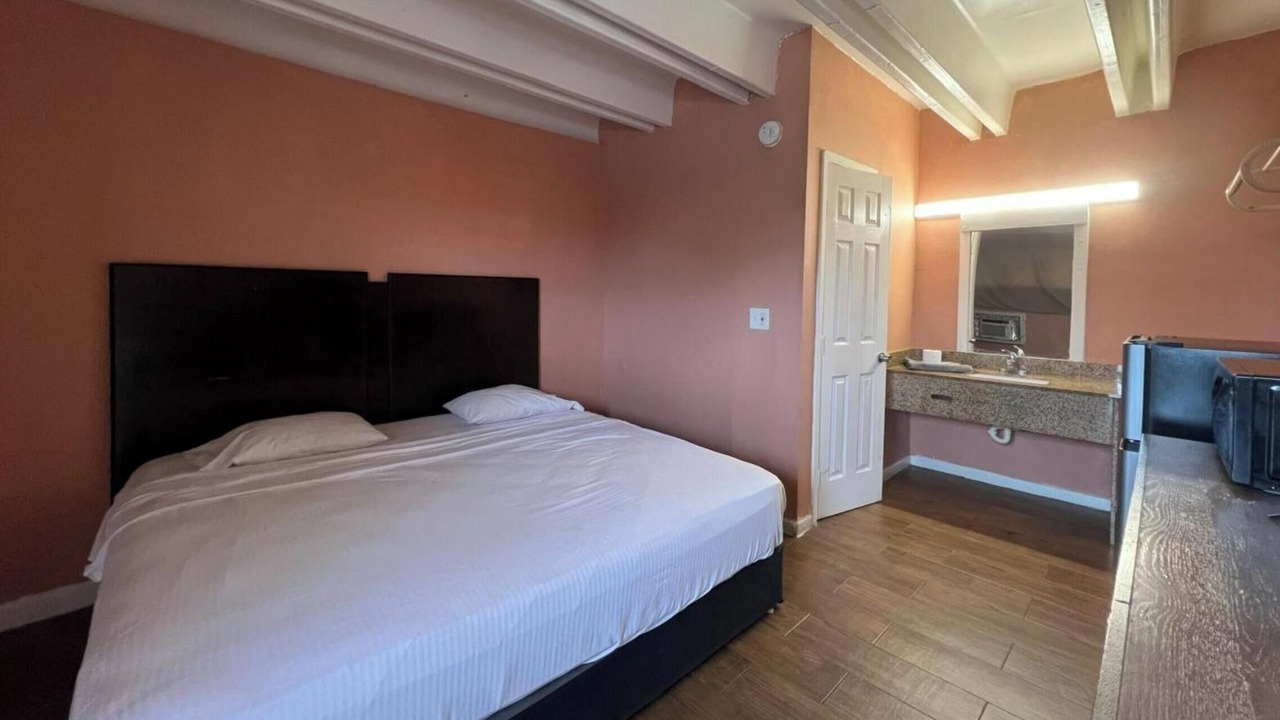 Photo of Bedroom in Homestead
