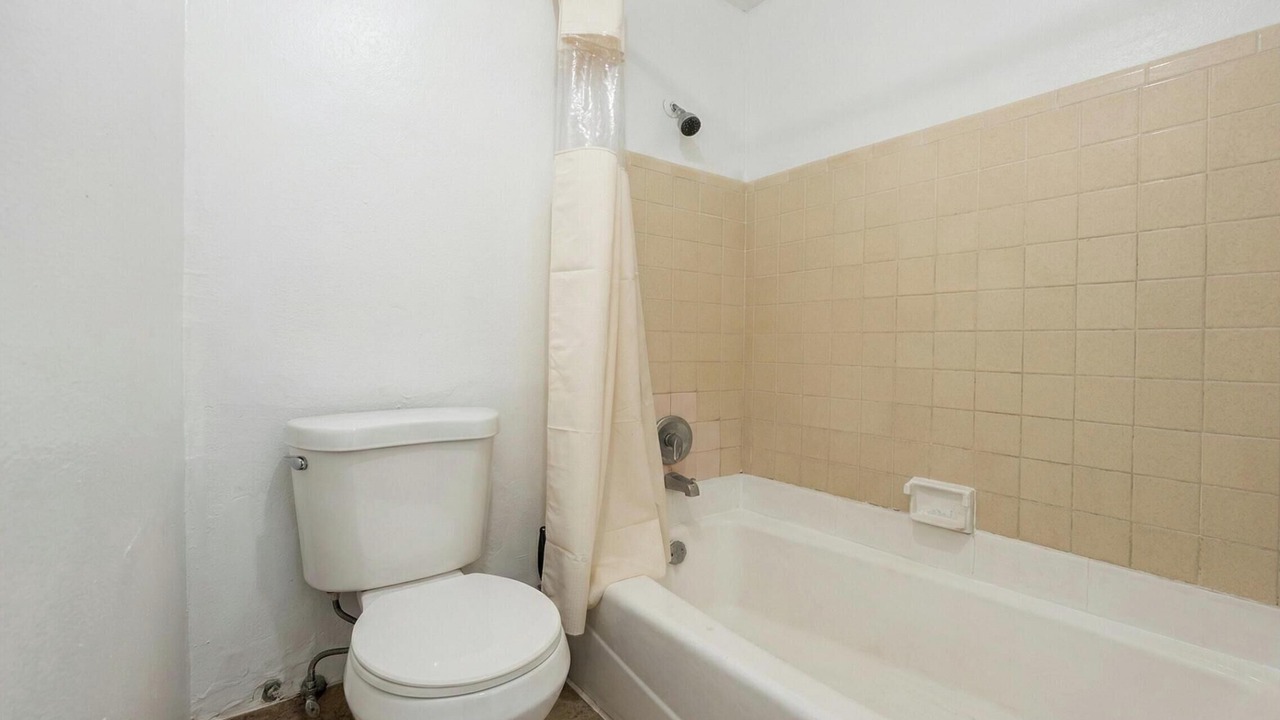 Photo of Bathroom in Homestead