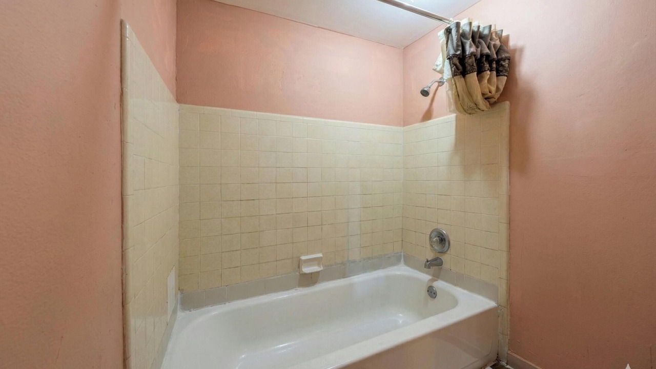 Photo of Bathroom in Homestead