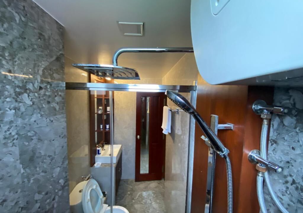 Photo of Bathroom in Male