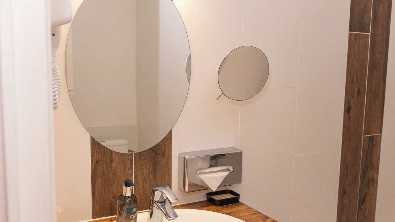 Photo of Bathroom in Le Thoronet