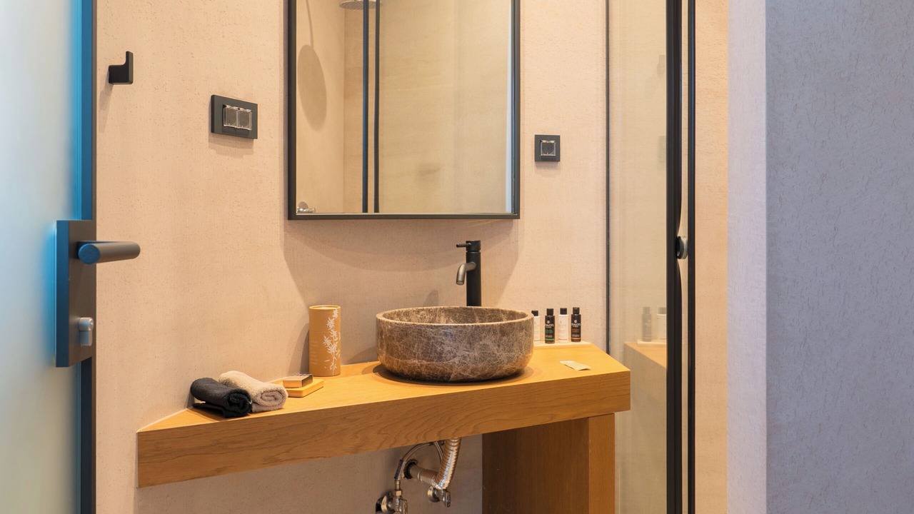 Photo of Bathroom in Longos