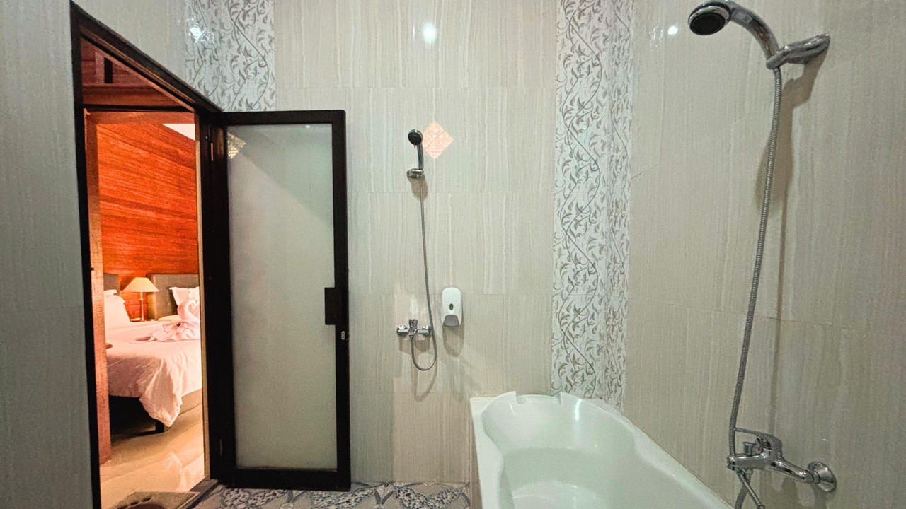Photo of Bathroom in Tembuku