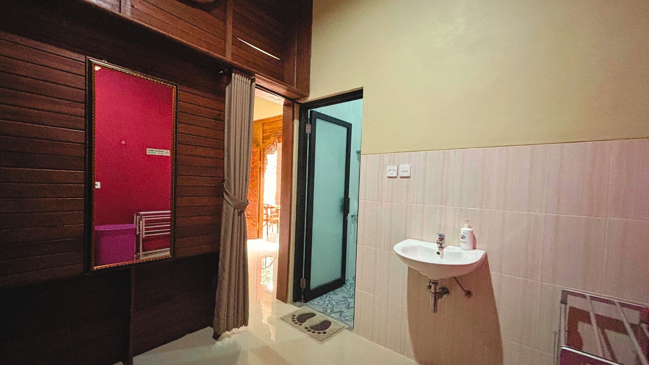 Photo of Bathroom in Tembuku