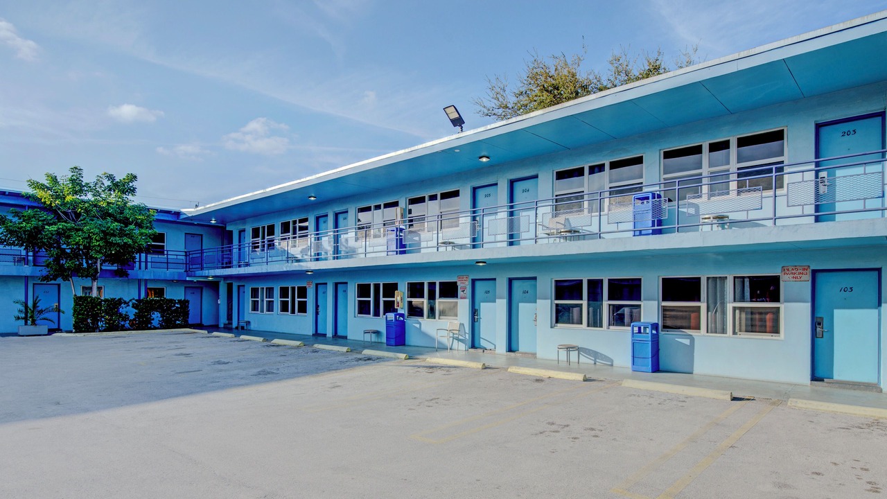 Photo of Outdoor in North Miami