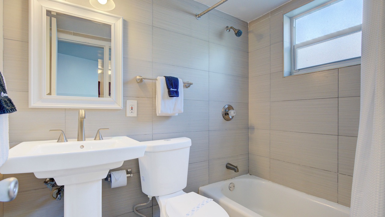 Photo of Bathroom in North Miami