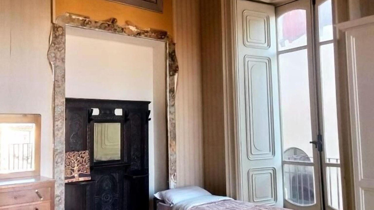 Photo of Bedroom in Historical Downtown Salerno