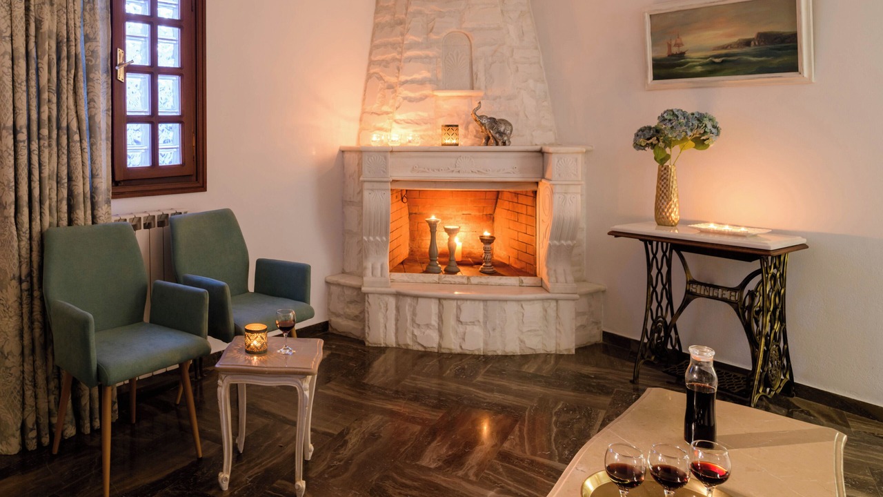 Photo of Bedroom in Fira