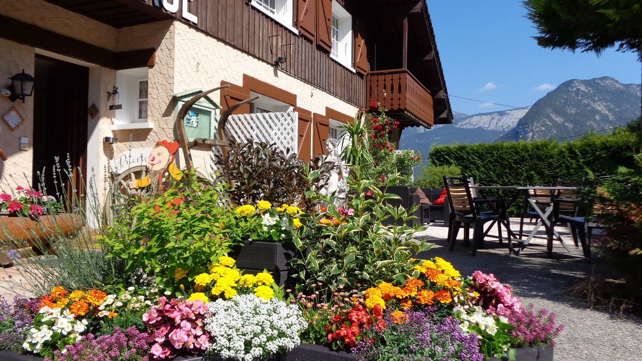 Photo of Outdoor in Thones