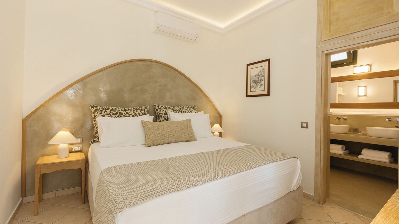 Photo of Bedroom in Imerovigli