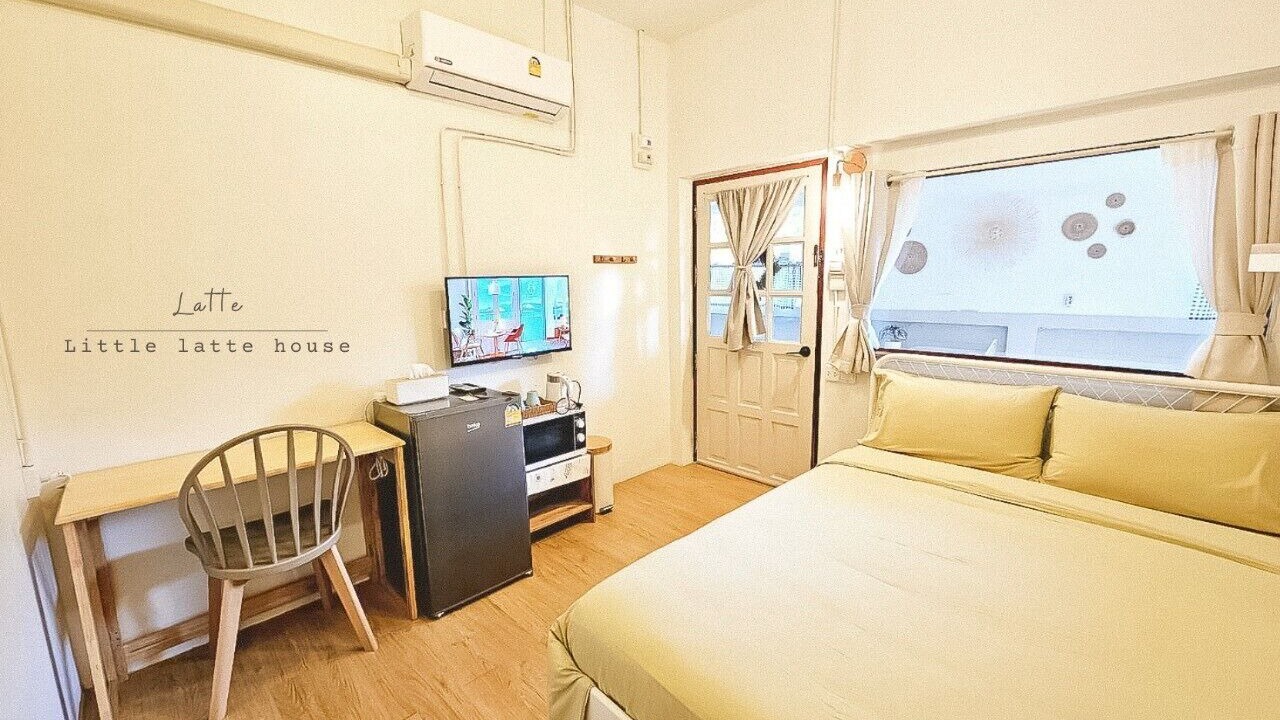Photo of Bedroom in Chalong