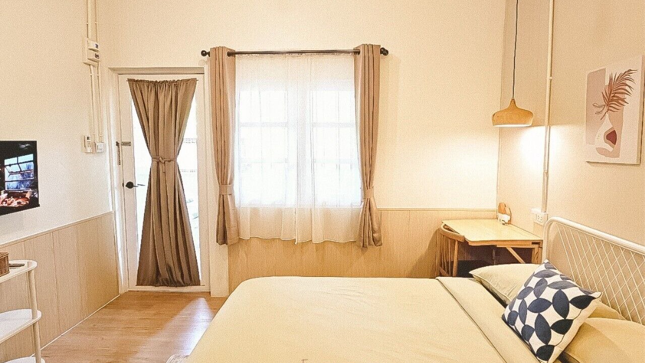 Photo of Bedroom in Chalong