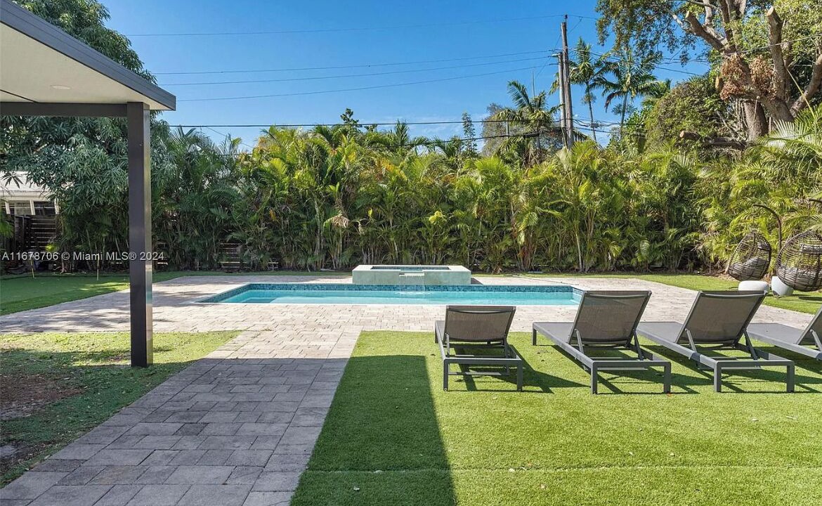 Photo of Outdoor in Miami Shores