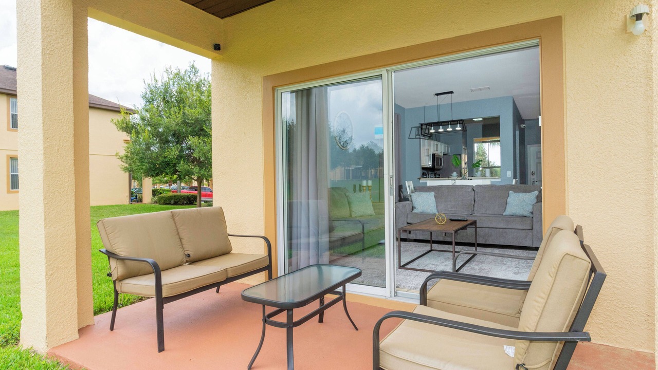 Photo of Patio Balcony in Regal Palms