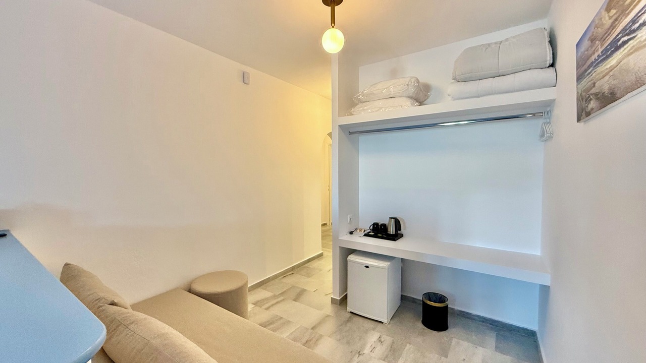 Photo of Bedroom in Drios