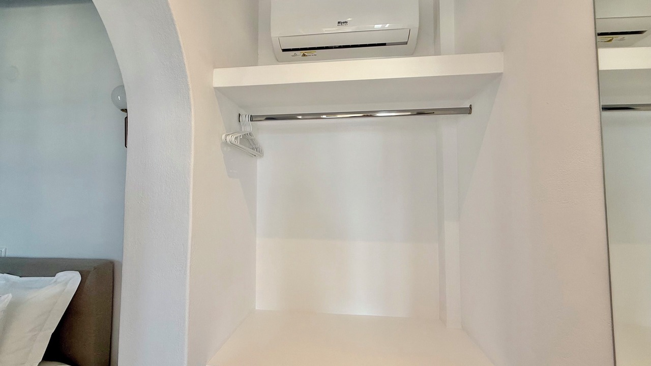 Photo of Bedroom in Drios