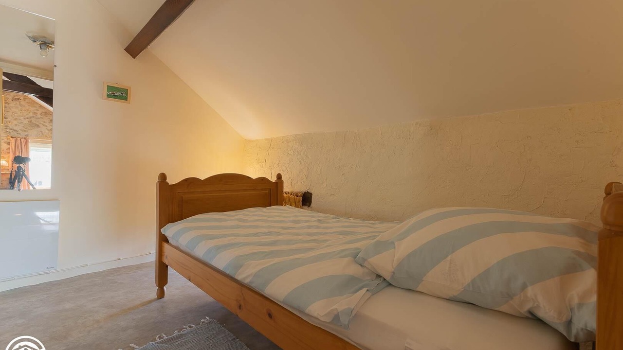 Photo of Bedroom in Ars-les-Favets
