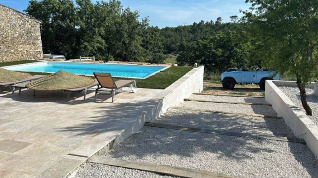 Photo of Outdoor in Esparron