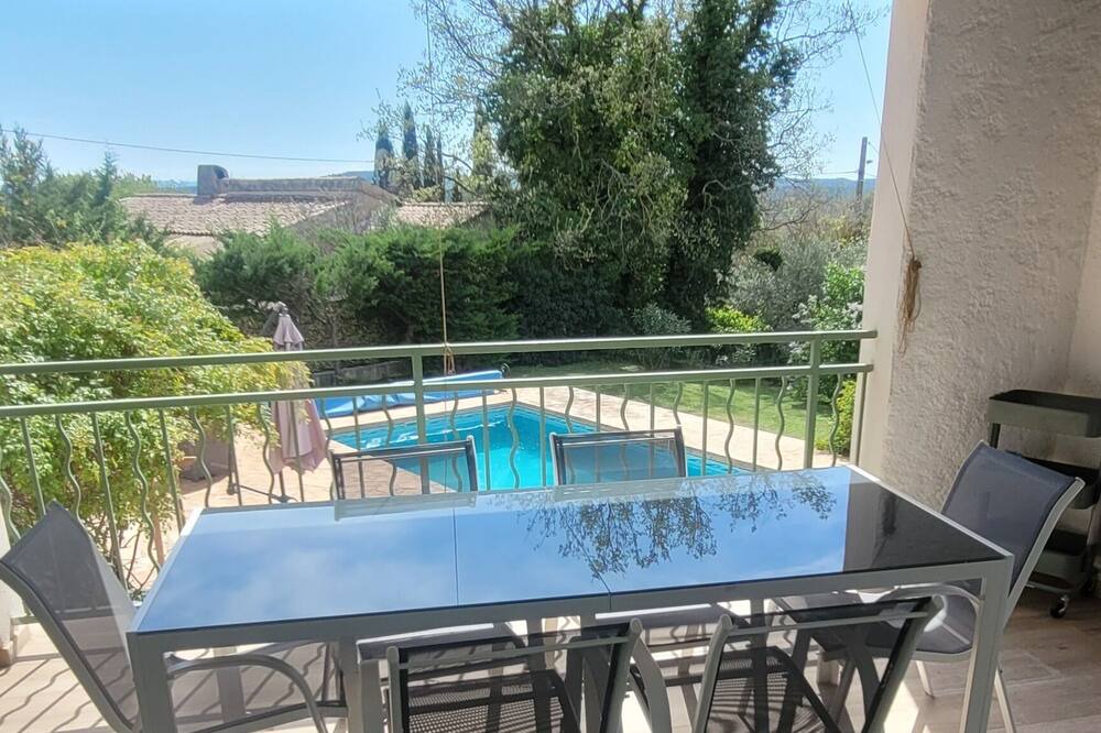 Photo of Patio Balcony in La Verdiere