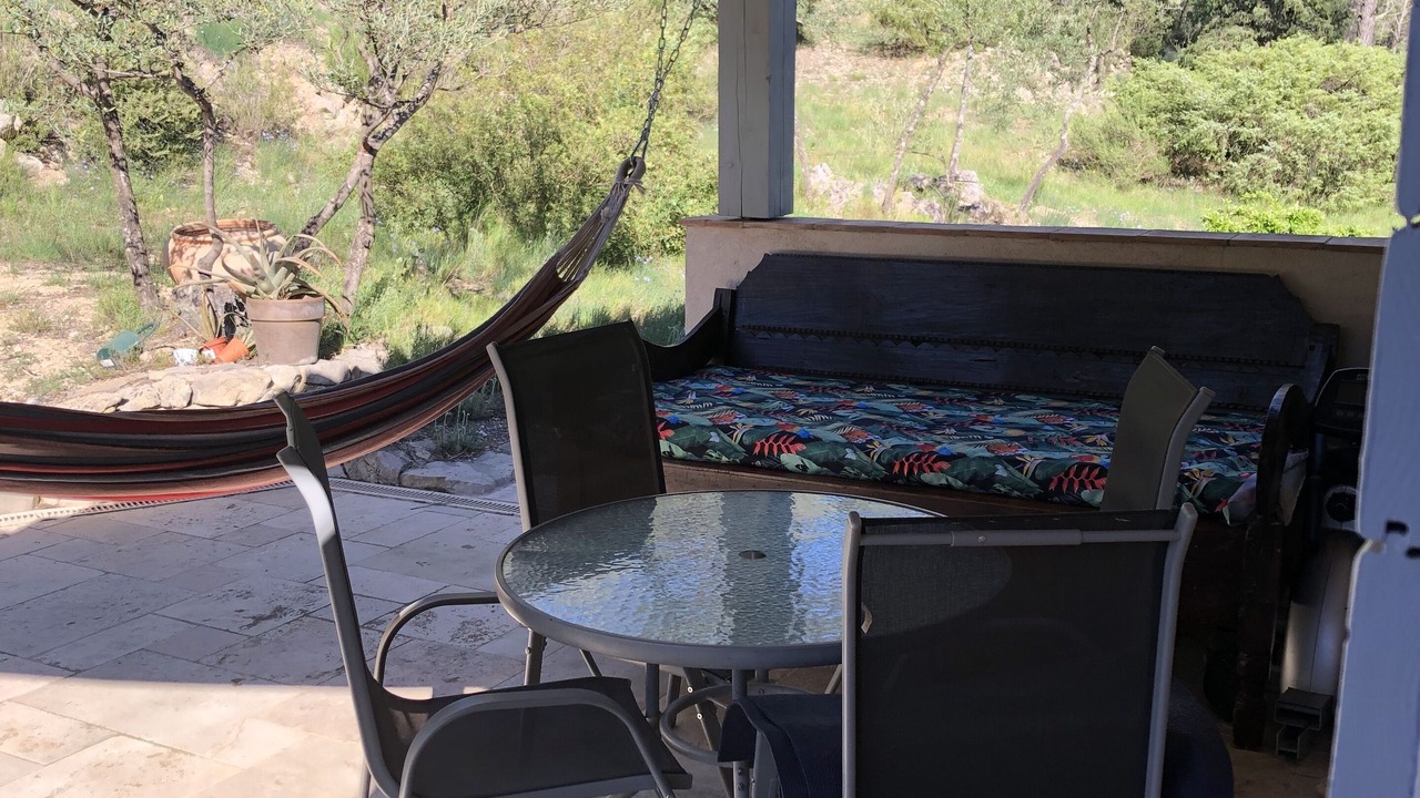 Photo of Patio Balcony in Entrecasteaux