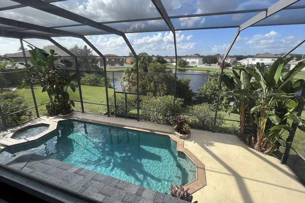 Photo of Outdoor in Riverview