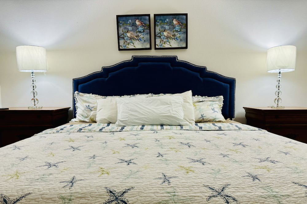 Photo of Bedroom in Riverview