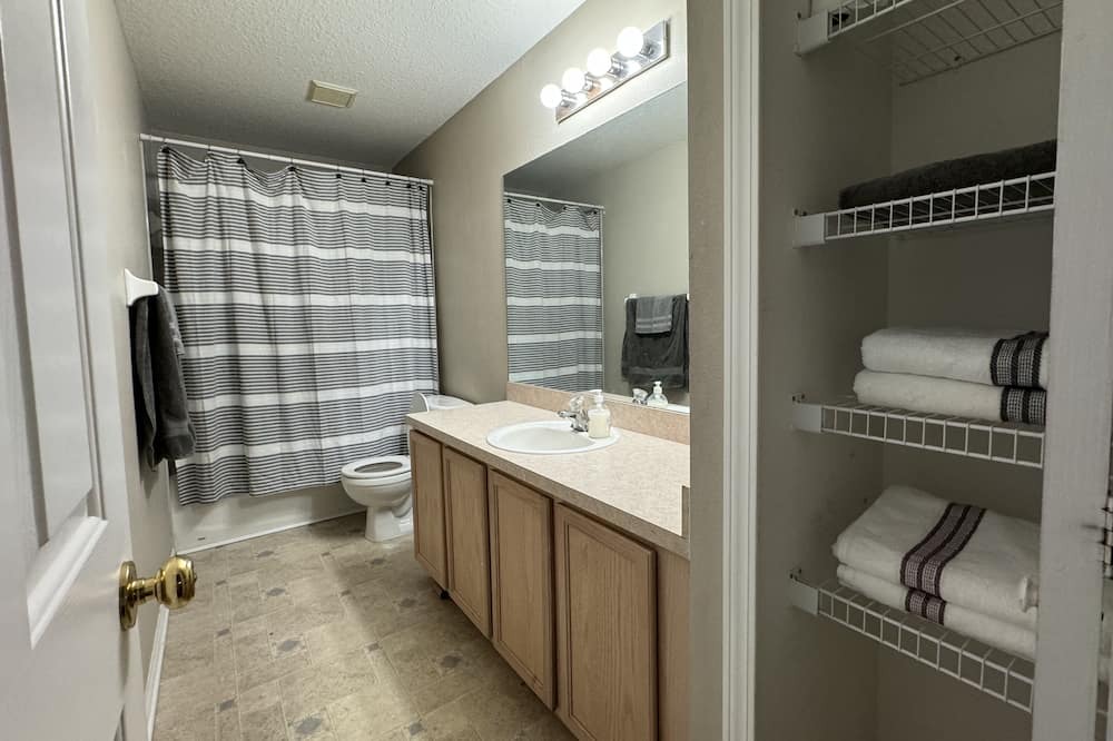 Photo of Bathroom in Riverview