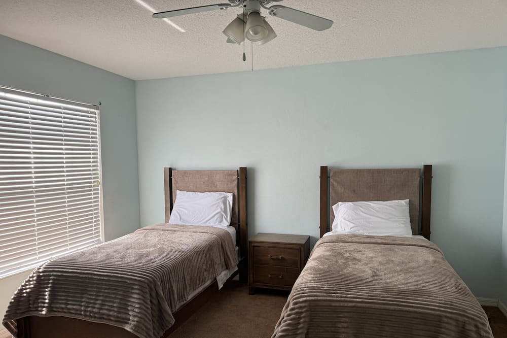 Photo of Bedroom in Riverview