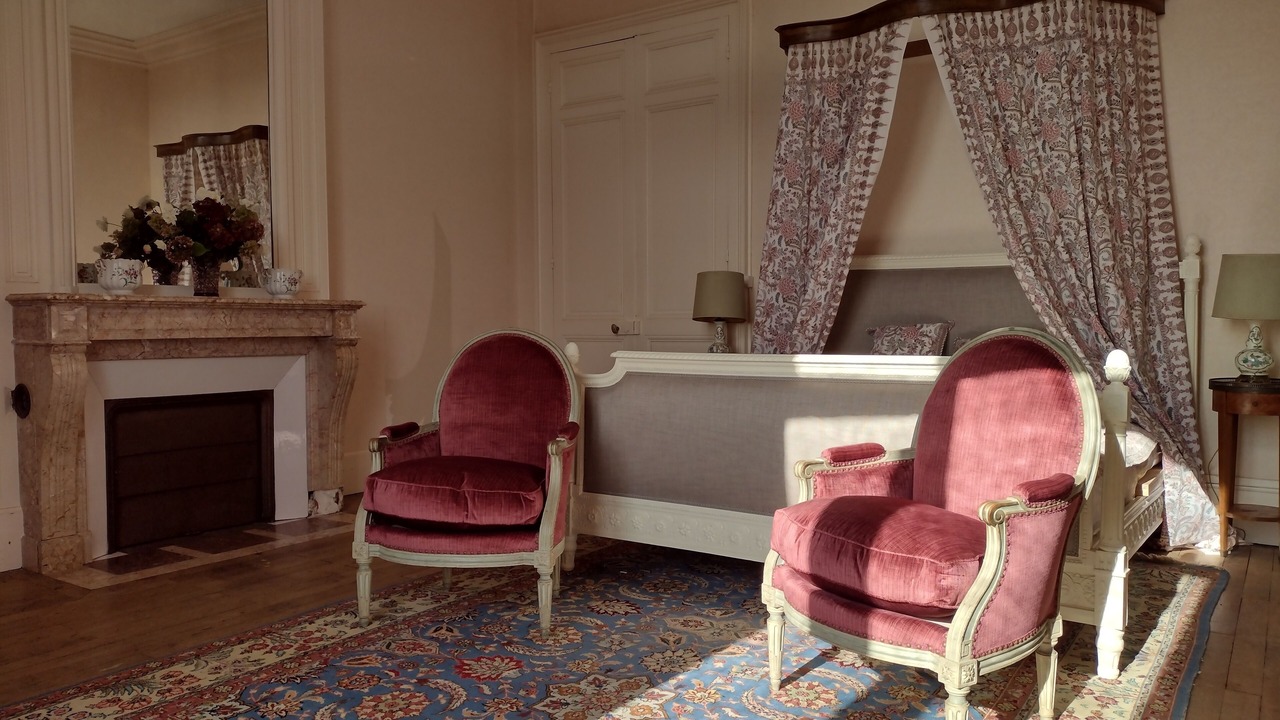 Photo of Others in Varenne-Saint-Germain