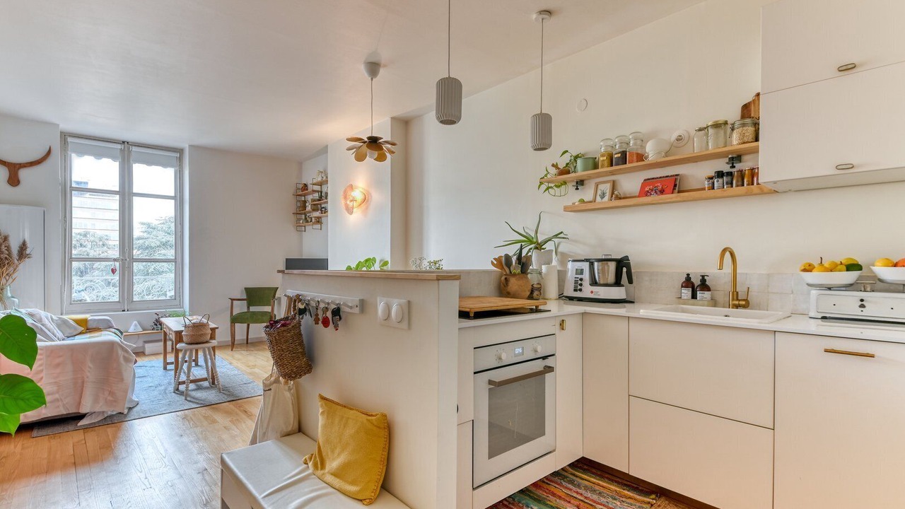 Photo of Kitchen in Voltaire - Saint Amour