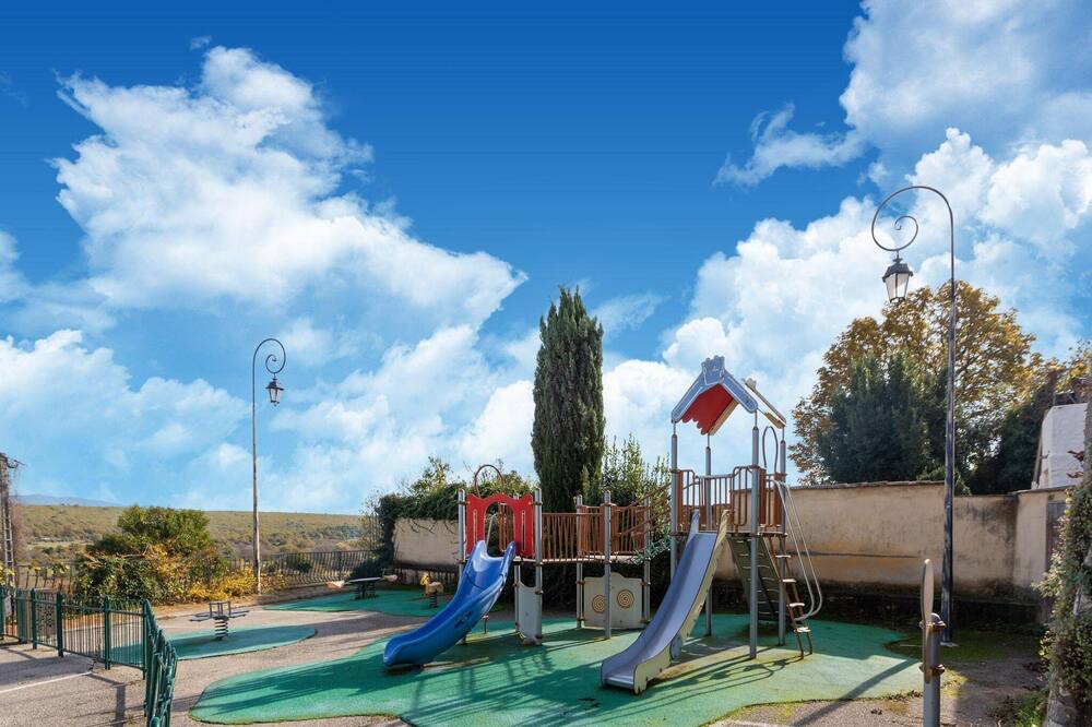 Photo of Others in Montmeyan