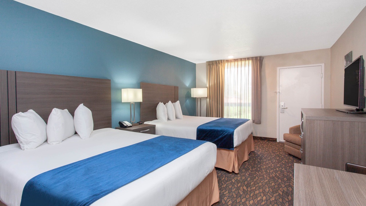 Photo of Bedroom in Florida Center