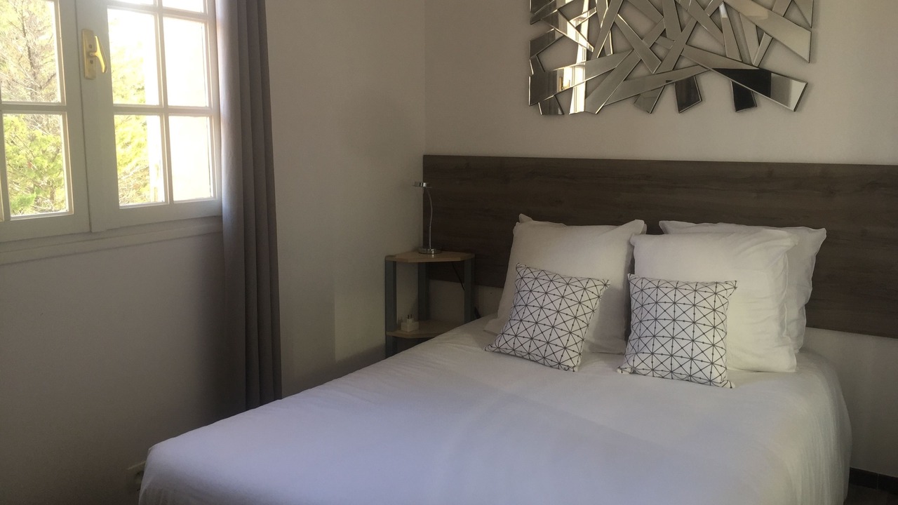Photo of Bedroom in Sainte-Anne du Castellet