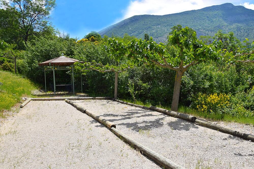 Photo of Outdoor in Sias