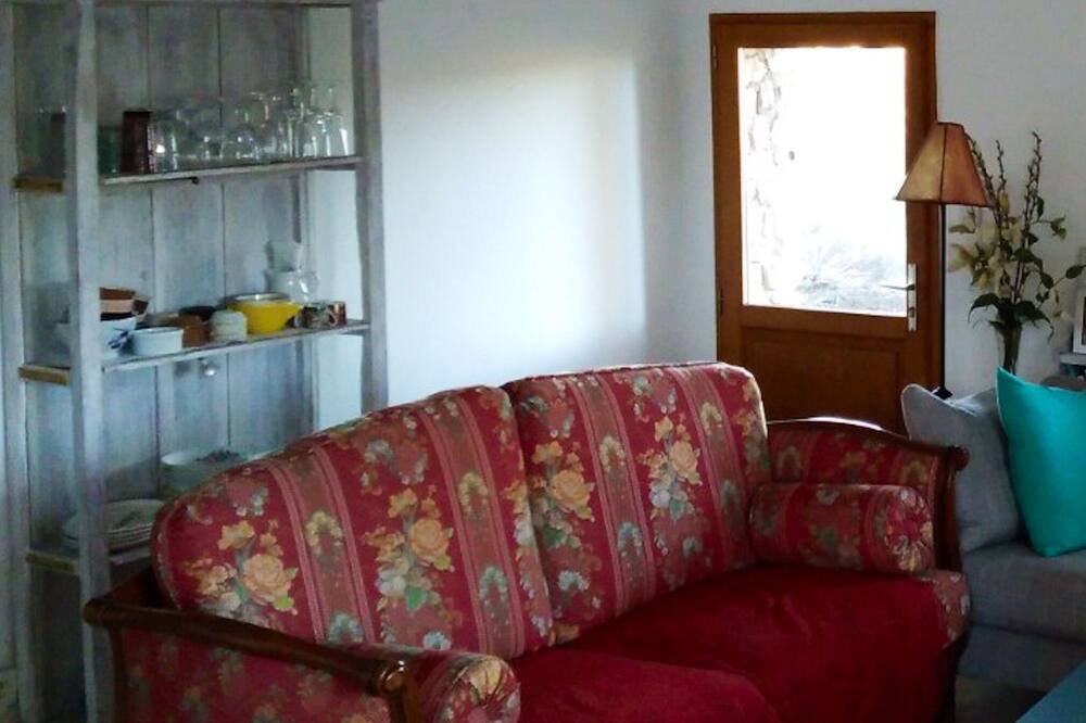 Photo of Livingroom in Taradeau