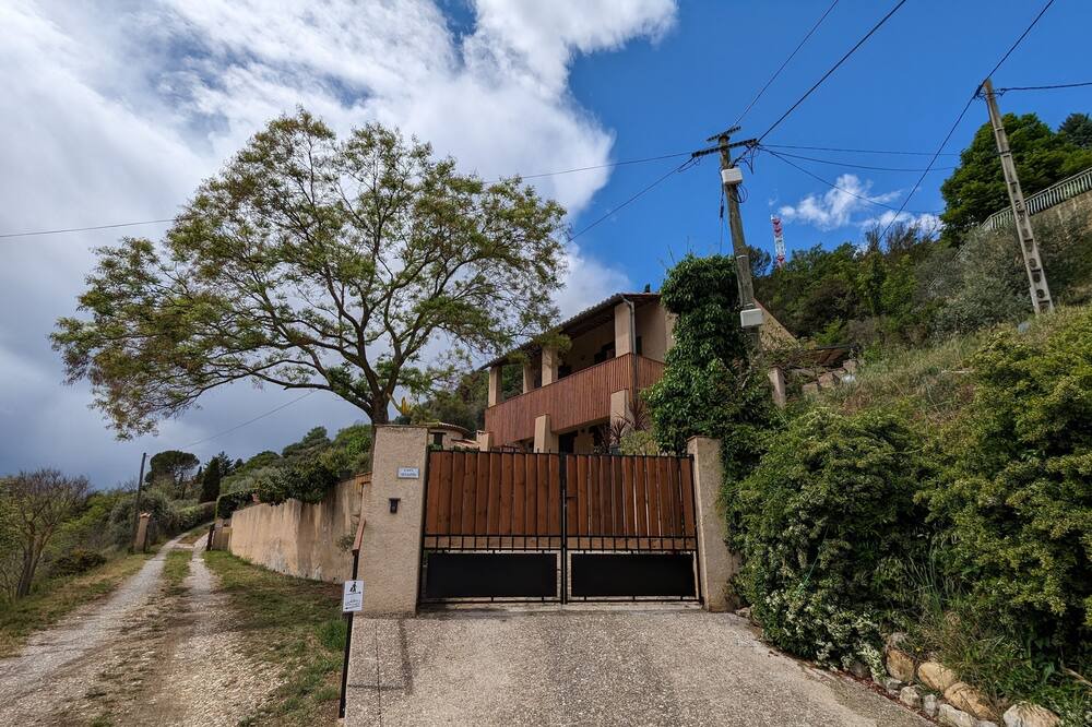 Photo of Outdoor in Riez