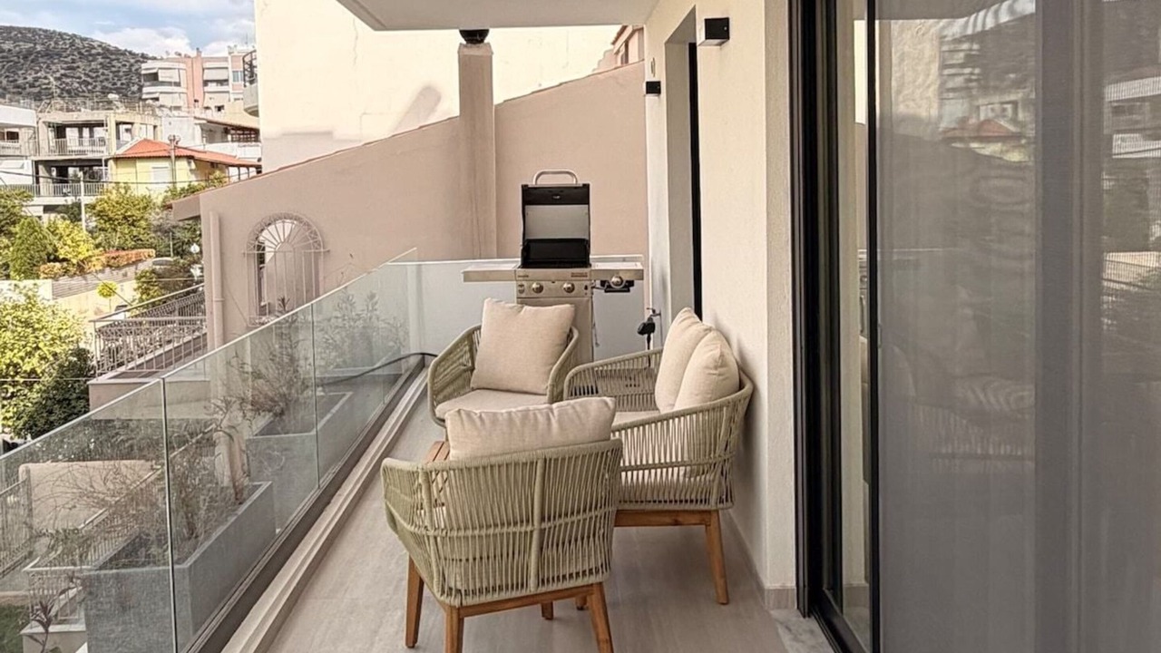 Photo of Patio Balcony in Elliniko-Argyroupoli
