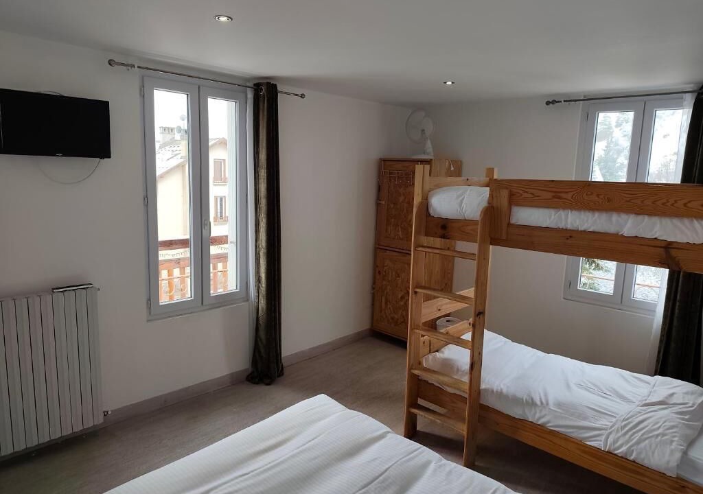 Photo of Bedroom in LʼArgentiere-la-Bessee