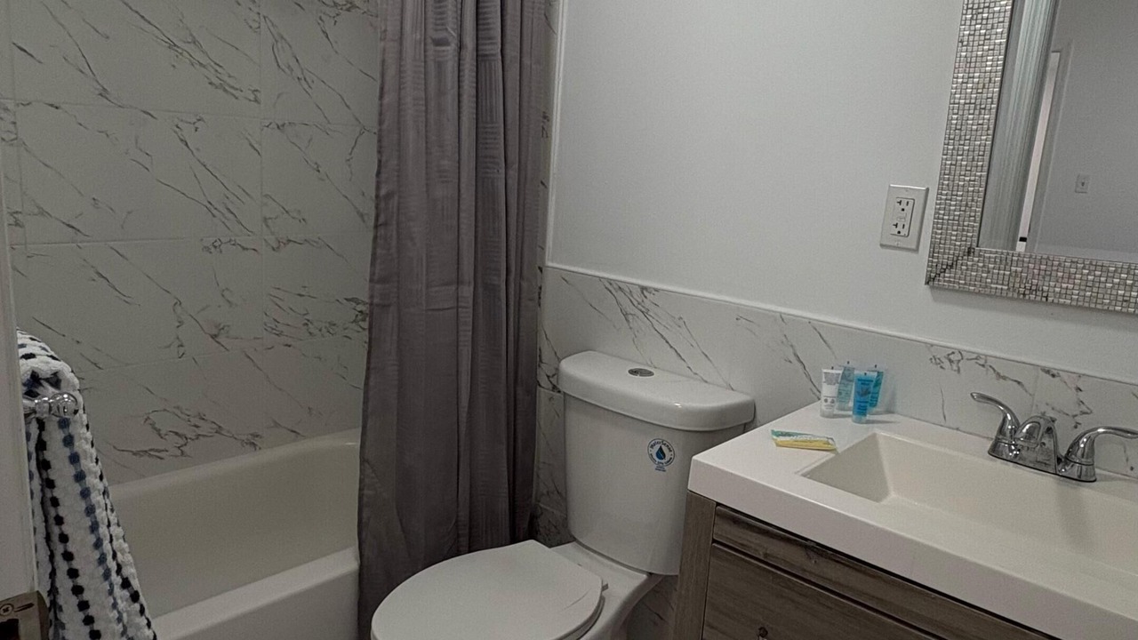 Photo of Bathroom in Southwest Coconut Grove