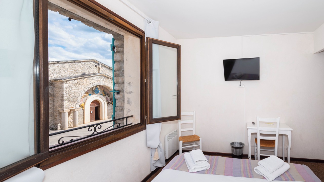 Photo of Bedroom in Les Salles-sur-Verdon
