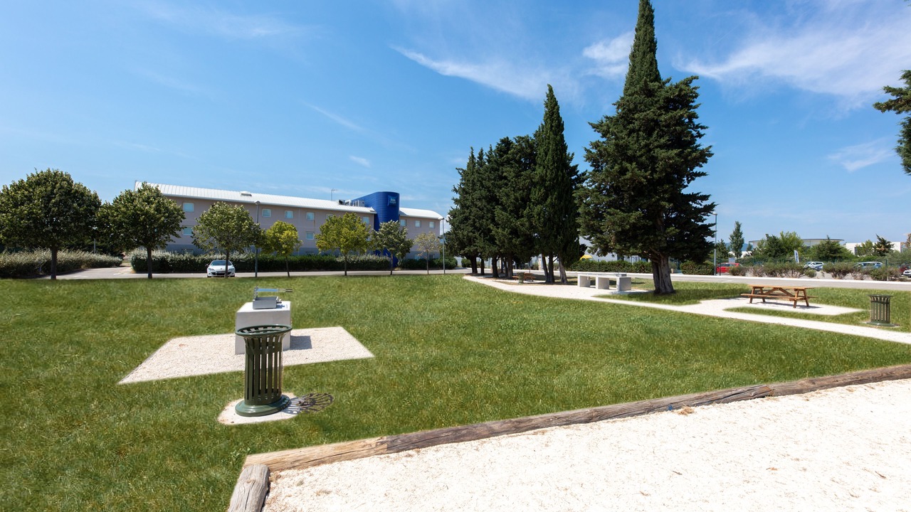 Photo of Outdoor in Montelimar