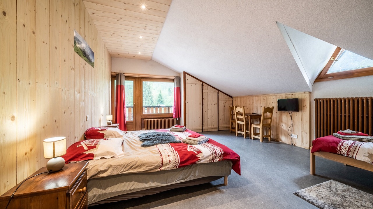 Photo of Bedroom in Abondance