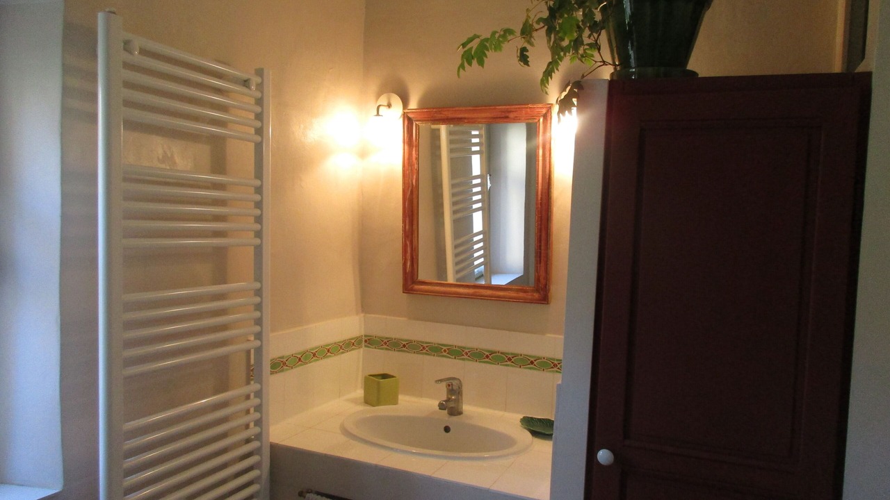 Photo of Bathroom in Crillon-le-Brave