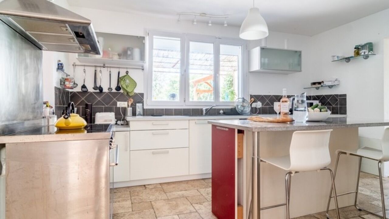 Photo of Kitchen in Besse-sur-Issole
