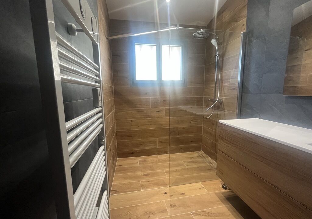 Photo of Bathroom in Saint-Paul-en-Foret