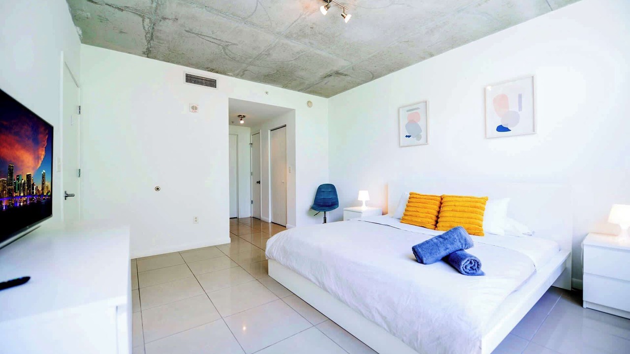 Photo of Bedroom in Midtown