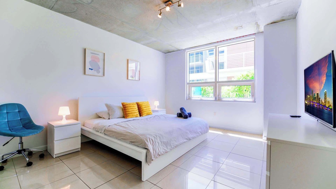 Photo of Bedroom in Midtown